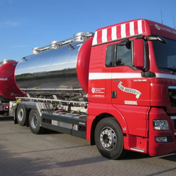 Vi kører med tanktransport i hele Danmark og har over 100 års erfaring.