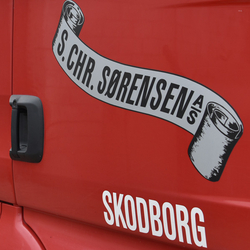 S. Chr. Sørensen er synlige på de danske veje. Vi stræber altid efter at levere enestående transportløsninger.